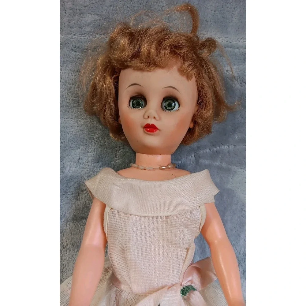 Vtg Fashion Bride Doll 17-18